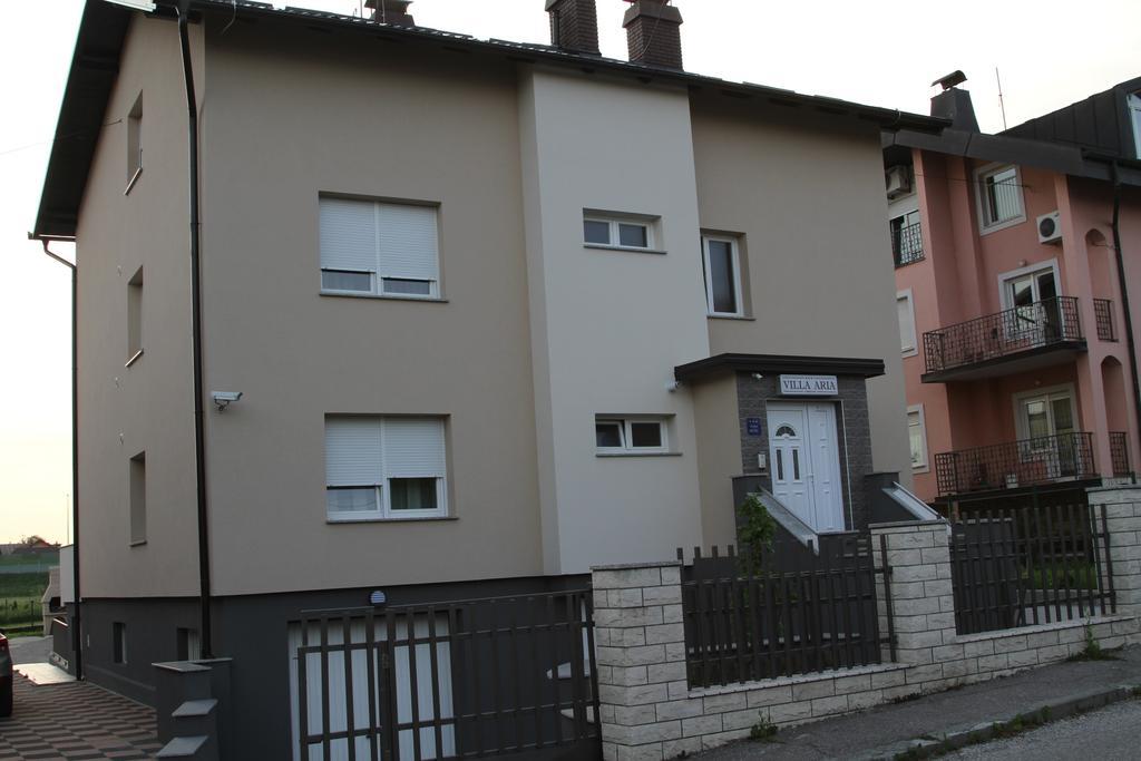 Rooms Villa Aria Сесвете Екстериор снимка