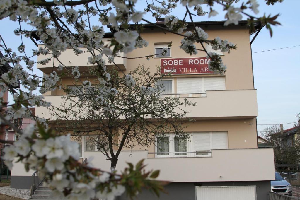 Rooms Villa Aria Сесвете Екстериор снимка