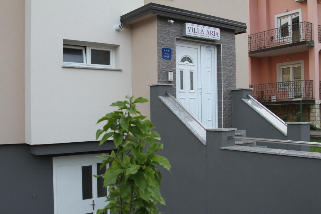 Rooms Villa Aria Сесвете Екстериор снимка