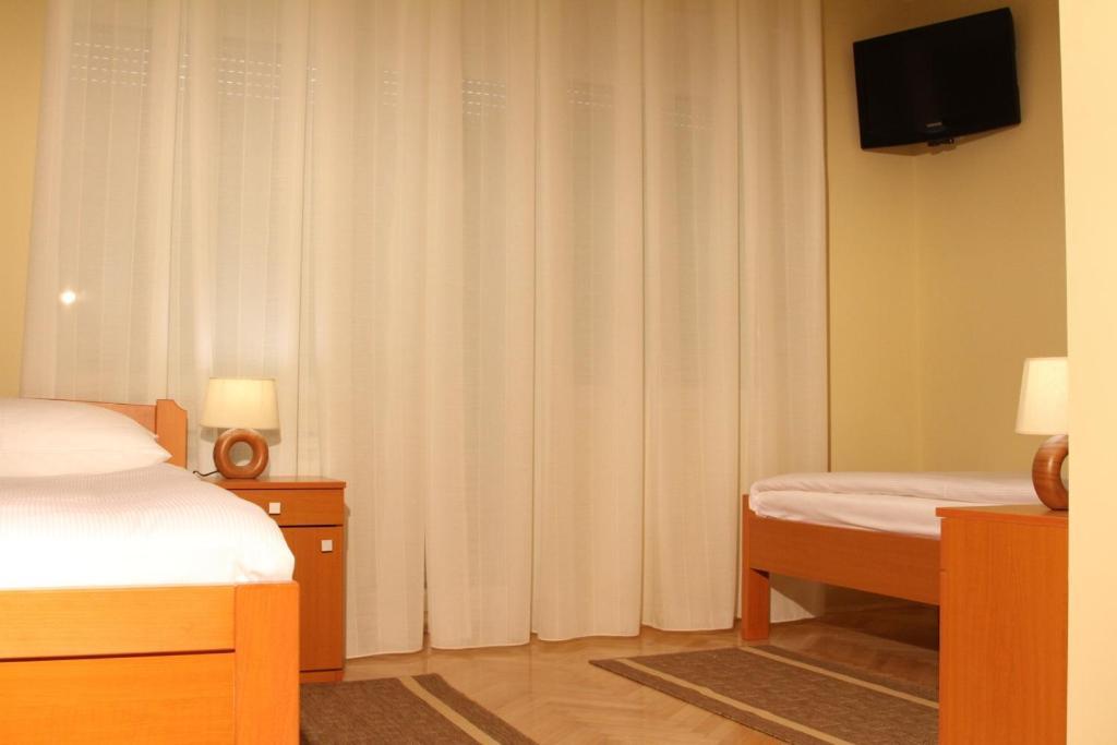 Rooms Villa Aria Сесвете Екстериор снимка